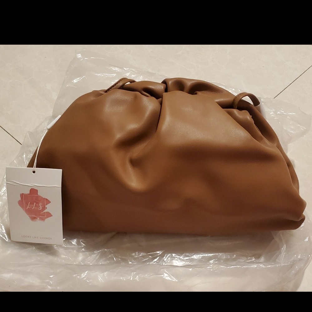 Looks like summer Claudette bag